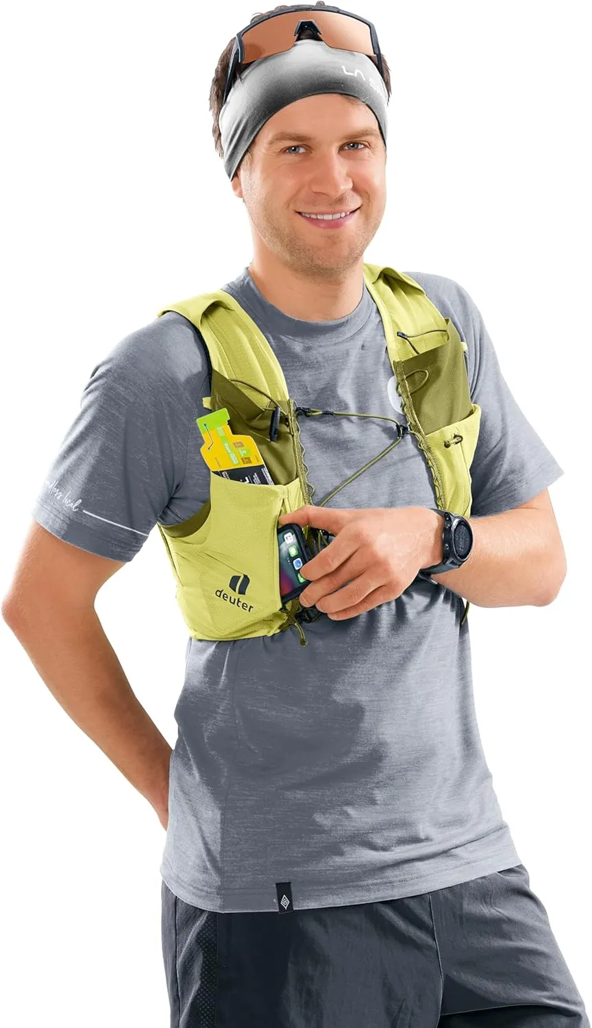 Deuter, Traick Hiking Backpack 5M Breathable Elastic Fabric Hydration System, Yellow