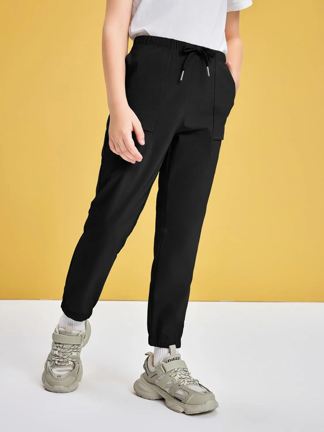 Haloumoning Boys Lightweight Sweatpants Quick Dry Traning Track Pants Joggers for Kids with Pockets 5-14 Yeras
