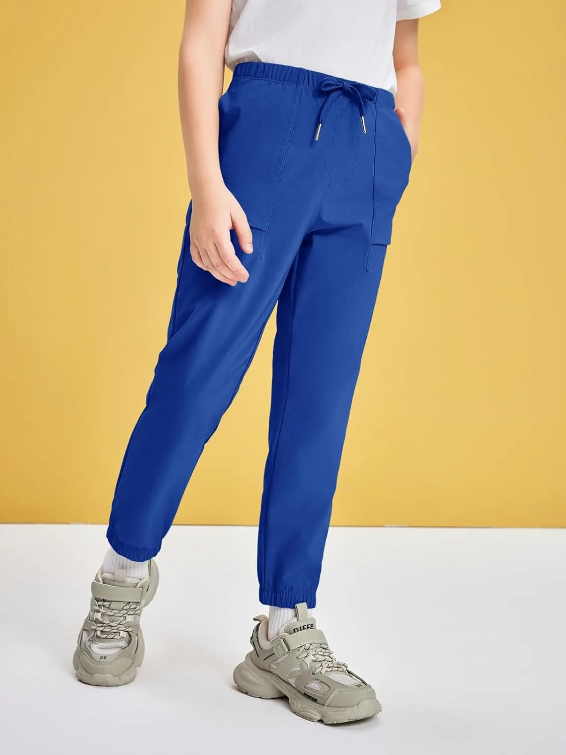 Haloumoning Boys Lightweight Sweatpants Quick Dry Traning Track Pants Joggers for Kids with Pockets 5-14 Yeras