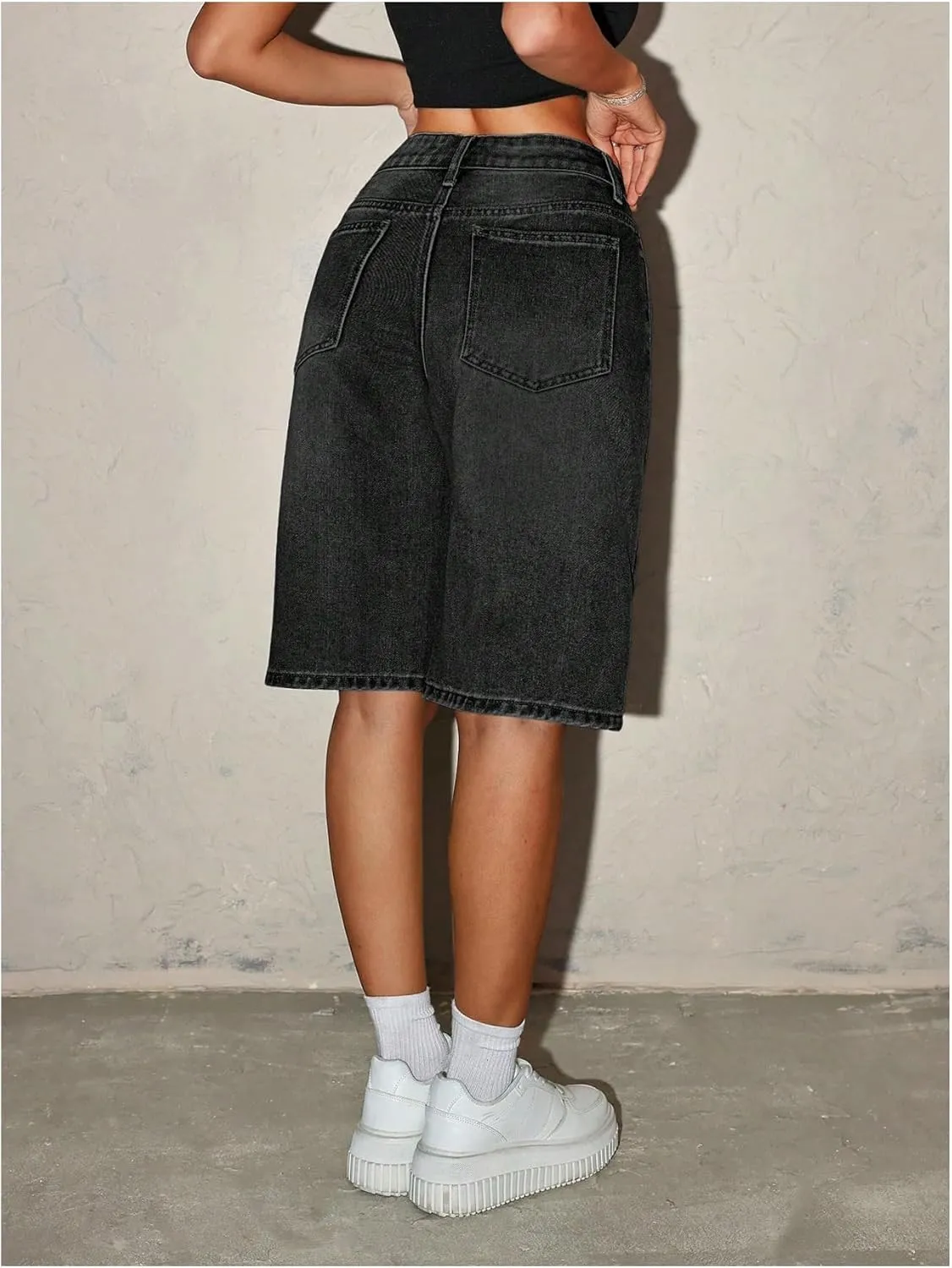MakeMeChic Women's Y2k Straight Leg Denim Shorts High Waisted Zip Up Knee Length Vintage Casual Jean Shorts