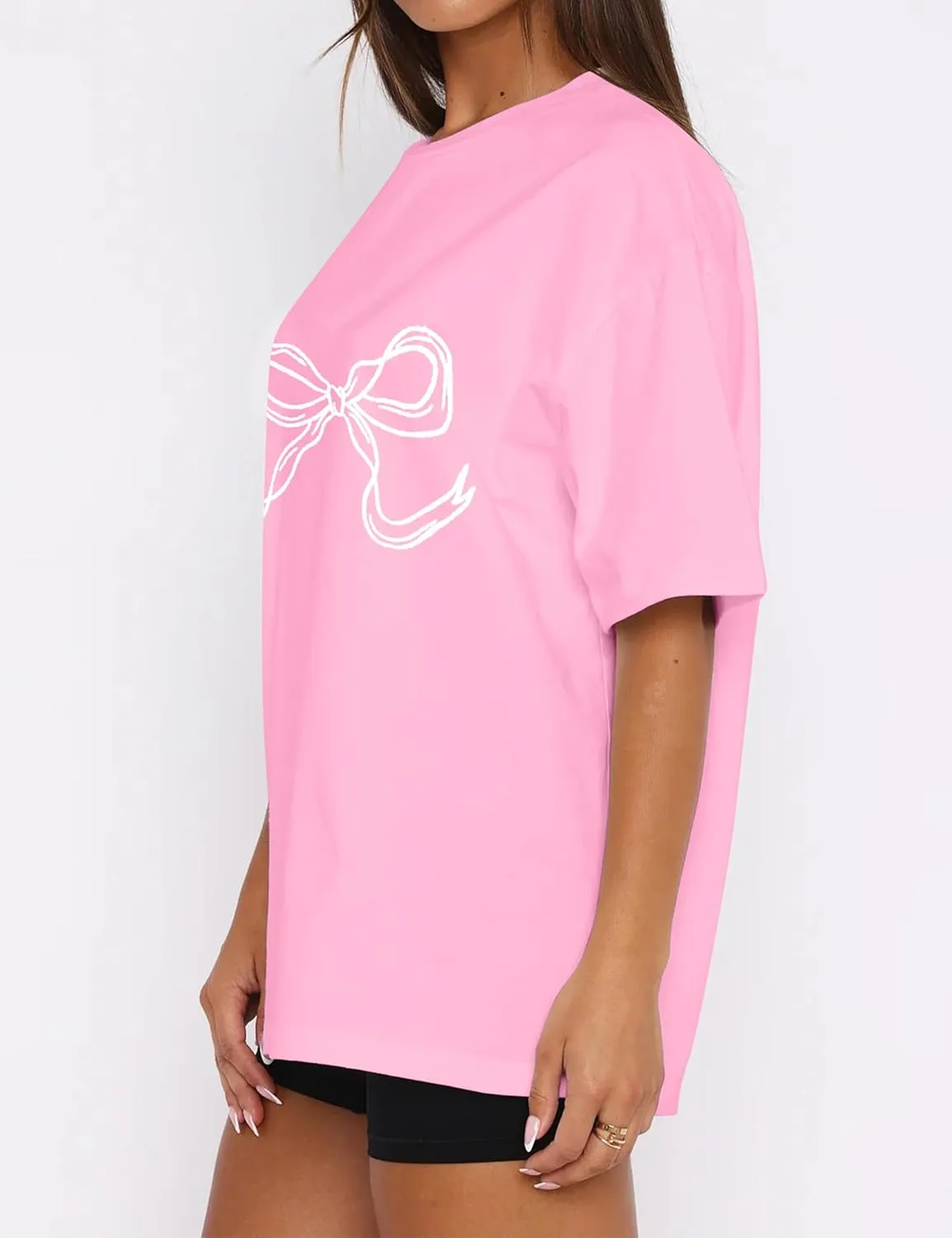 MISSACTIVER Womens Oversized Bow Graphic T-Shirt Drop Shoulder Short Sleeve Graphics Tee Shirt Casual Outfit Going Out Top