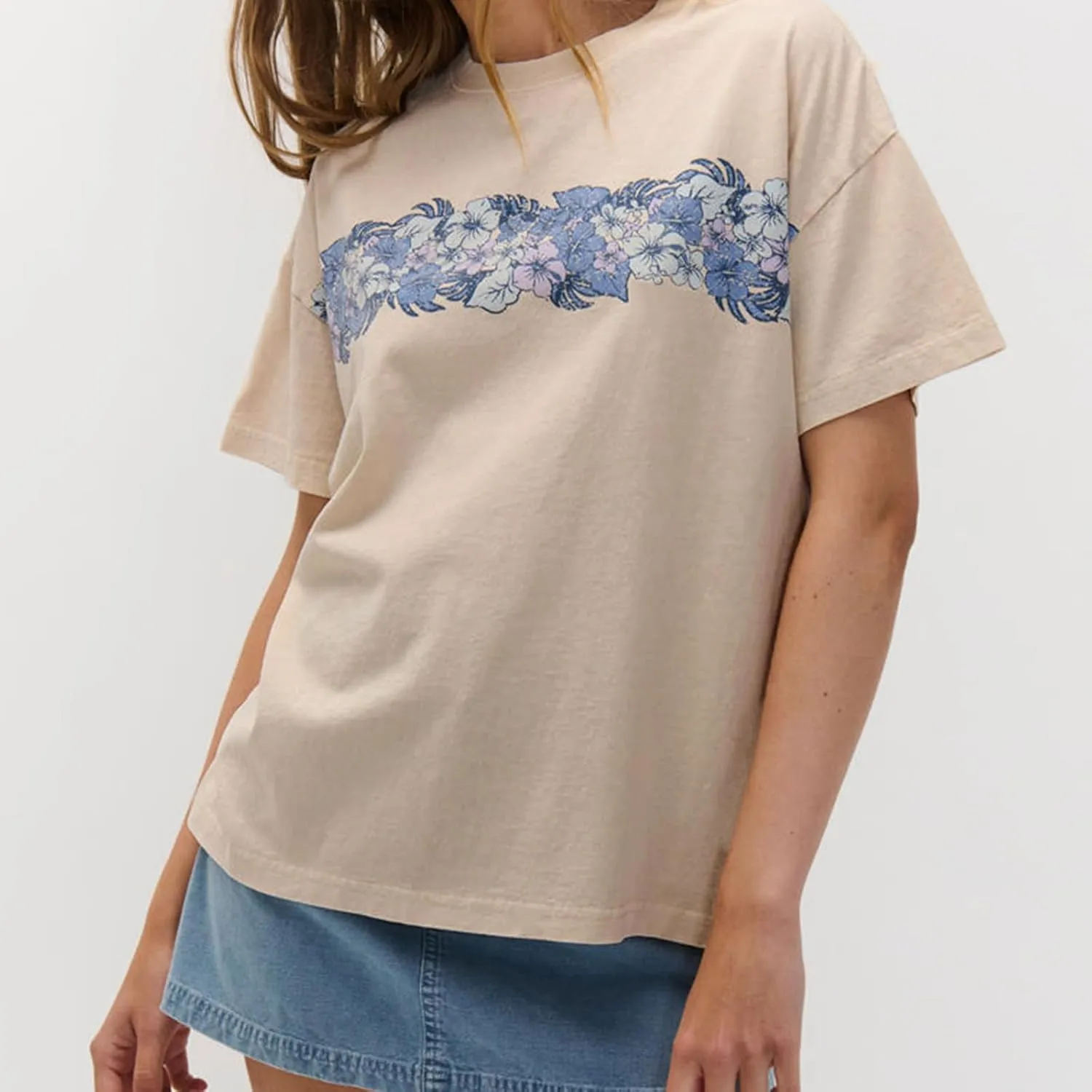 Oversized Graphic T Shirts for Teen Girls Women Short Sleeve Aesthetic Graphic Baggy Top Y2K Loose Fit Coastal Tees