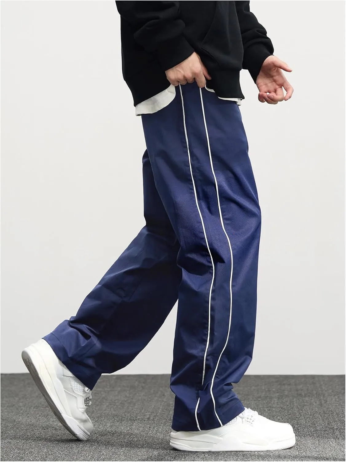 OYOANGLE Men's Letter Patched Drawstring Waisted Cargo Pants Seam Side Loose Fit Sports Joggers