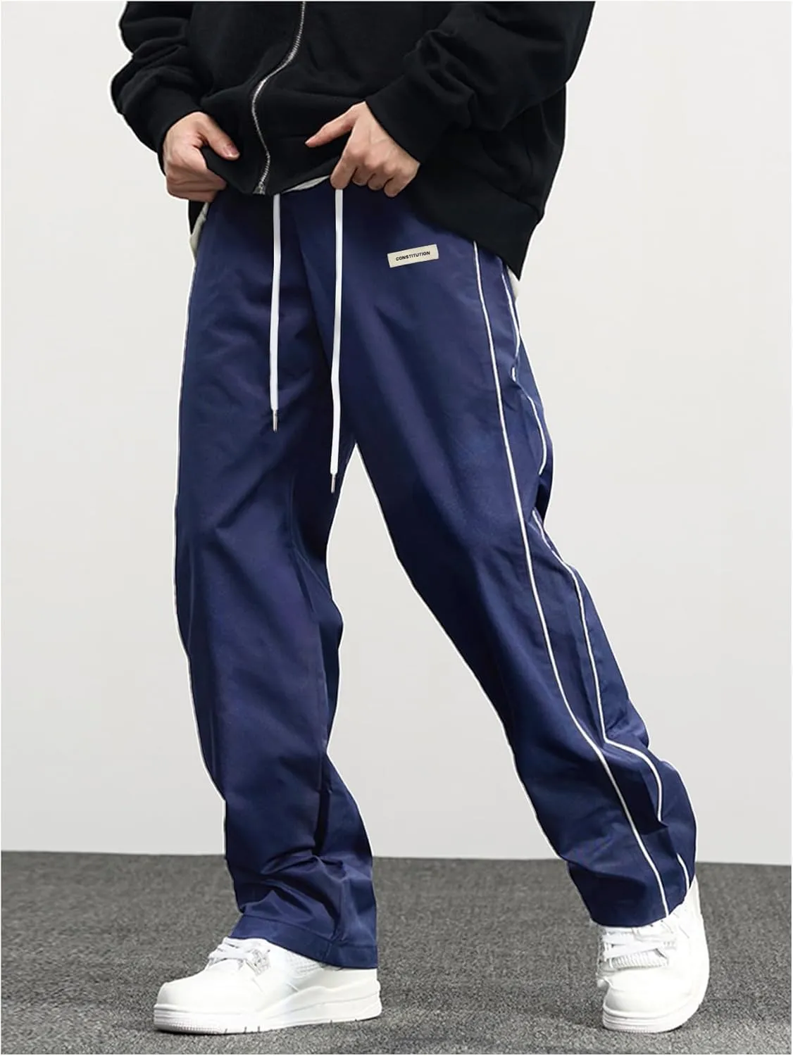 OYOANGLE Men's Letter Patched Drawstring Waisted Cargo Pants Seam Side Loose Fit Sports Joggers