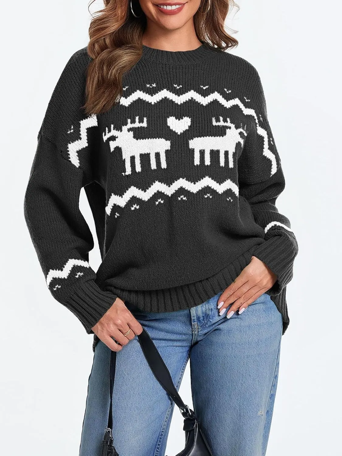 Saodimallsu Womens Oversized Christmas Sweaters Crewneck Chunky Reindeer Knit Long Sleeve Santa Xmas Pullover Sweater