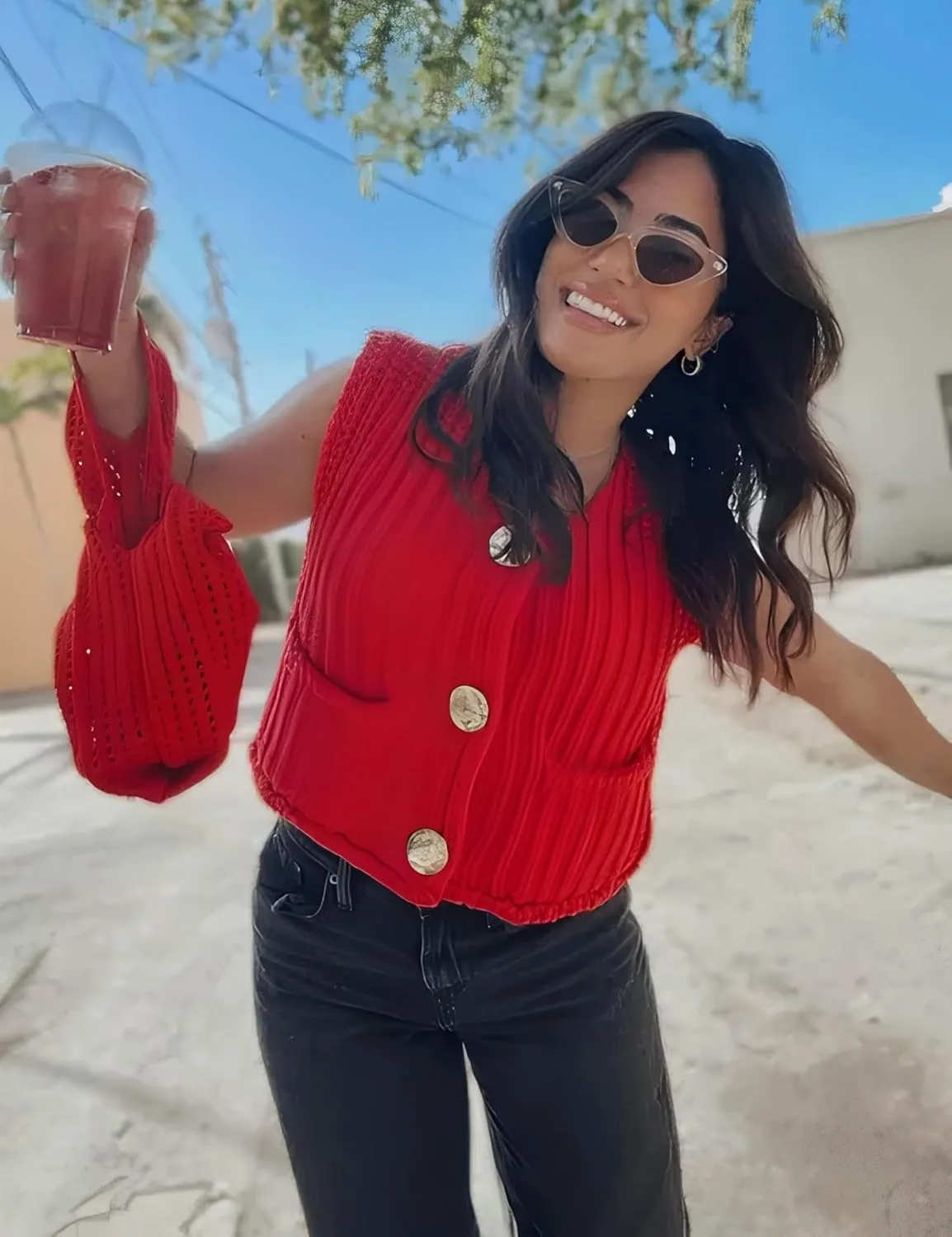 Sweater Vest for Women 2025 Casual Cropped Open Front Sleeveless Chunky Knit Top Button Down Cardigan with Pockets