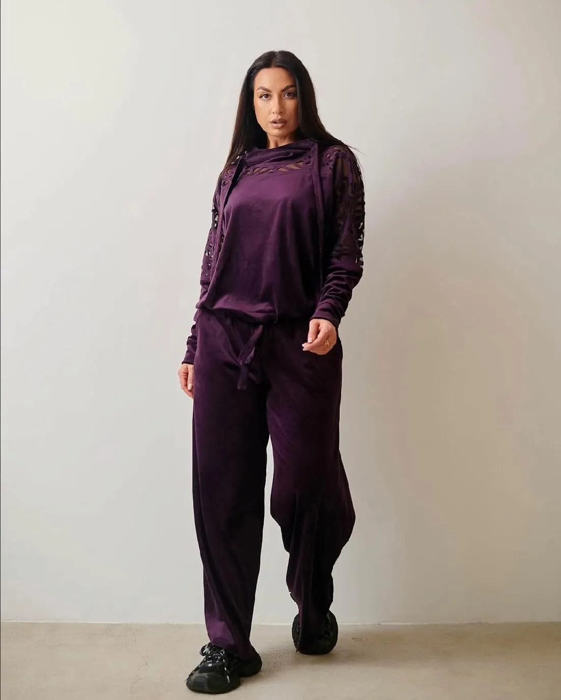 Womens 2 Piece Long Sleeve Sweatsuit Outfit Spring Fall Casual Tracksuit Lounge Set High Quality Fabric Unique Design